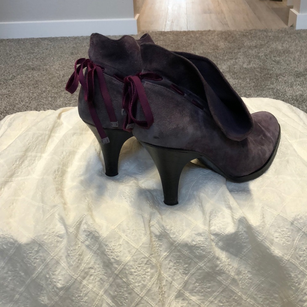 Retro suede booties